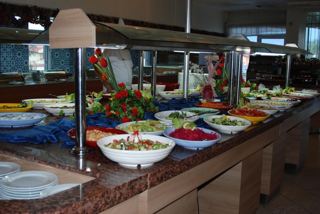 Orient Resort Hotel Fethiye Exterior photo