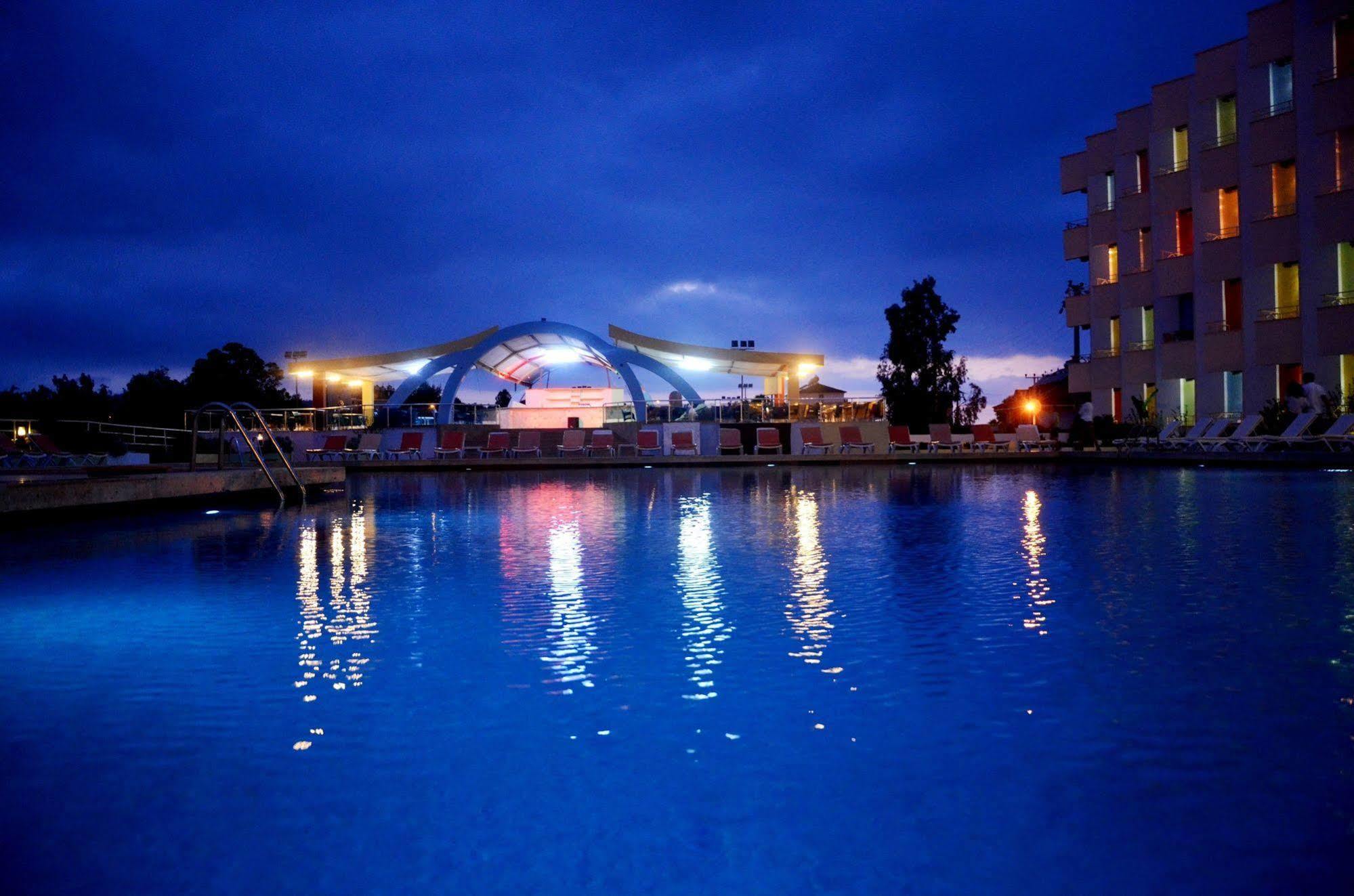Orient Resort Hotel Fethiye Exterior photo